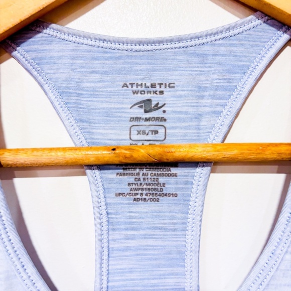 ATHLETIC WORKS light blue sports tank top | Activewear essential * - Picture 3 of 6